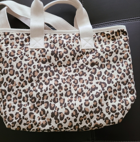 Sezane Canvas Tote Bag and Socks - Picture 3 of 7